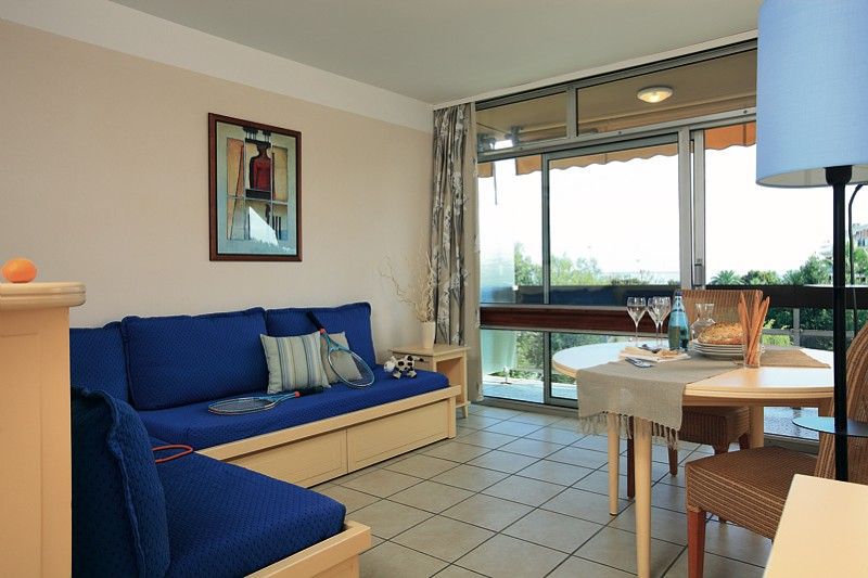 Residence Heliotel Marine Saint-Laurent-du-Var Bagian luar foto