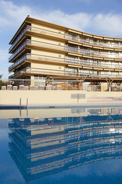 Residence Heliotel Marine Saint-Laurent-du-Var Bagian luar foto